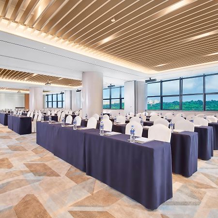 Holiday Inn Express Chongqing Airport Zone By Ihg Екстер'єр фото