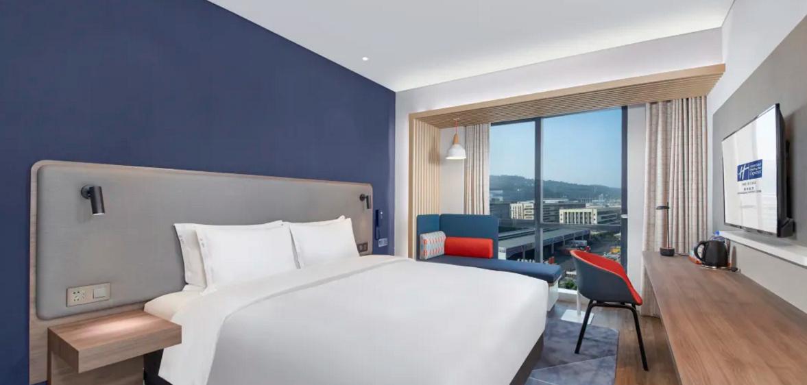 Holiday Inn Express Chongqing Airport Zone By Ihg Екстер'єр фото