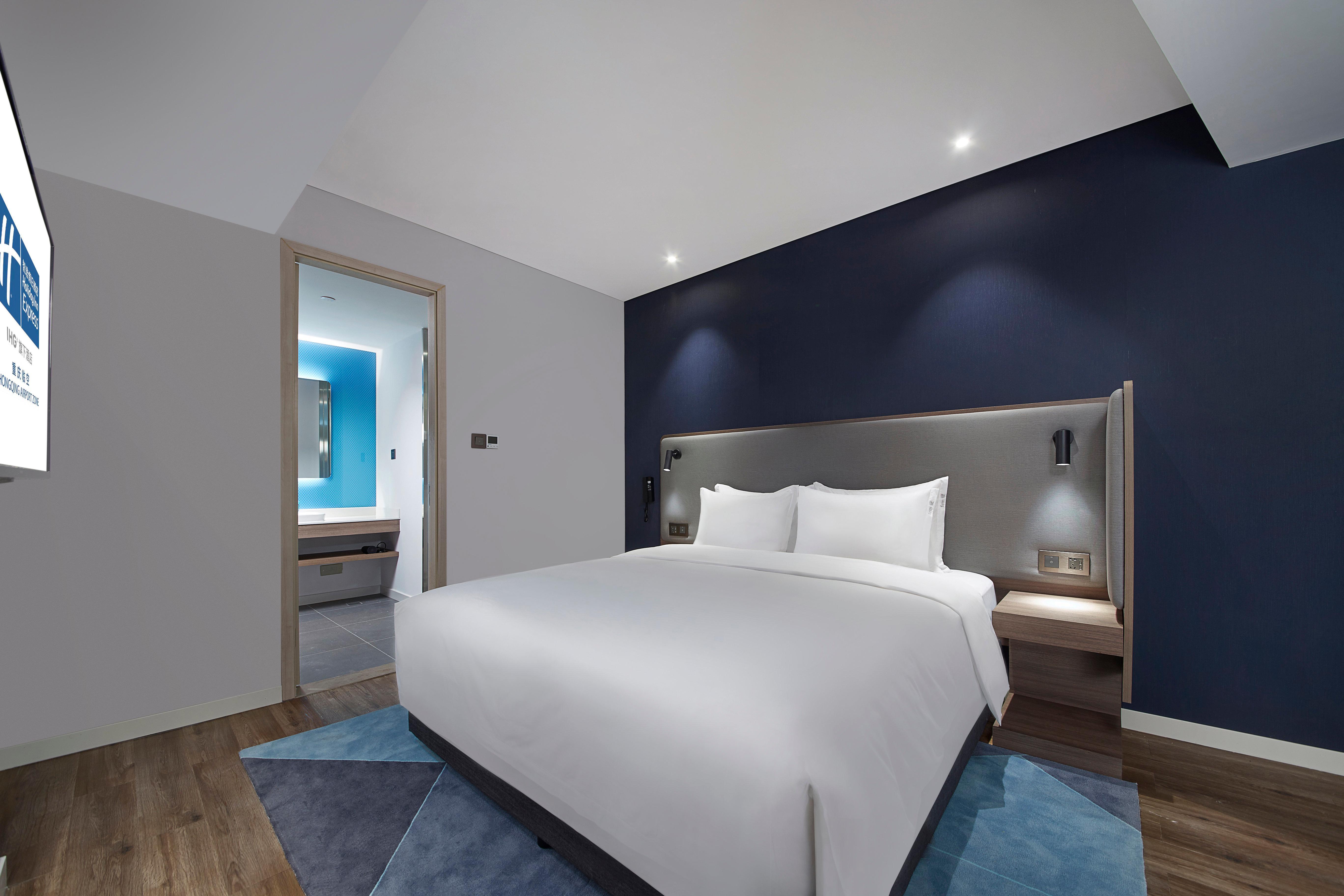 Holiday Inn Express Chongqing Airport Zone By Ihg Екстер'єр фото